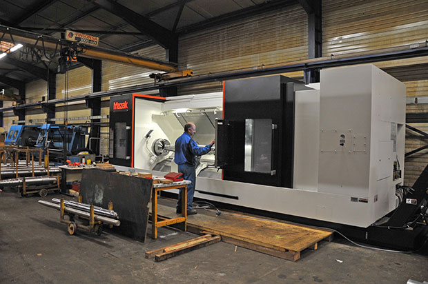 Tour CNC MAZAK QTN 450 MY Ø580 EP 3175 AXE Y dans notre Ateliers